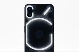 Nothing daftarkan Phone (1) untuk pembaruan Android 13 beta