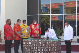 Wapres resmikan Pusat Layanan Usaha Terpadu UMKM Biak
