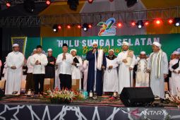 Lapsus : Hari jadi ke-72 HSS Bershalawat