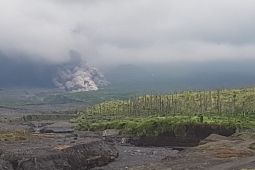 Masyarakat Lumajang dan sekitarnya diimbau tidak beraktivitas di lereng Semeru