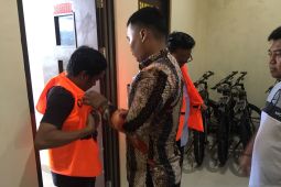 Kejari Gorontalo Utara pindahkan tersangka korupsi Puskesmas Kwandang