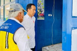 Presiden Joko Widodo tinjau SMP Negeri 1 Warungkondang terdampak gempa Cianjur