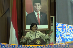 Menkeu minta pemda segera belanjakan dana yang mengendap di bank
