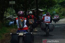 PMI terjunkan relawan bermotor distribusikan bantuan di Cianjur