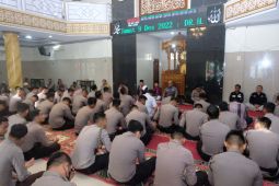 Polda Jambi perkuat ketakwaan personel dengan kegiatan keagamaan
