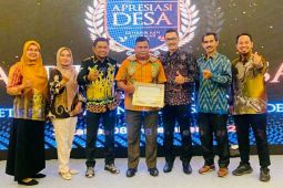Desa di Kaltim terima anugerah Apresiasi Komisi Informasi