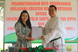 HKTI Landak dan Unika Agustinus Hippo kerjasama olah sampah menjadi pupuk