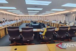 Bupati Bangka Tengah sikapi kebijakan pelarangan ekspor timah