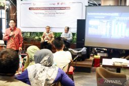 OJK dorong perusahaan potensial di Kalsel masuk pasar modal