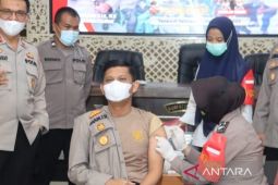 Polres Tapsel laksanakan vaksinasi dosis IV antisipasi COVID- 19