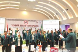 Ketum IDI minta dokter Kalimantan Barat cegah masyarakat berobat ke Malaysia