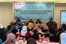 DLH gelar pelatihan pengolahan sampah sistem "Eco Enzym"