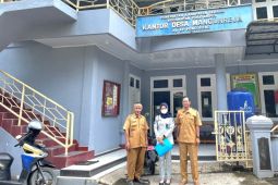 Samsat Gerai Bojonegara kunjungi Desa Mangunreja sosialisasikan Pergub Nomor 24 Tahun 2022