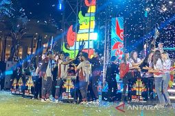 Menjaga mahkota sang raja di podium esports dunia
