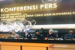 Polri ungkap penangkapan dua buronan "red notice Interpol" di Bali