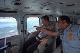 Polri pantau kesiapan tol Japek Selatan dan Cisumdawu gunakan helikopter