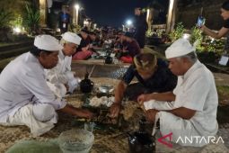 Wabup Bangli: Tradisi Megibung tambah daya tarik Desa Wisata Penglipuran