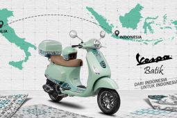 Vespa Batik Iwan Tirta di Indonesia
