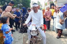 Anggota DPR RI ajak KKP ikut tingkatkan produksi sentra pindang Karawang