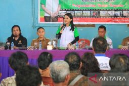 HKTI Landak gelar penyuluhan pengendalian hama terpadu kepada petani