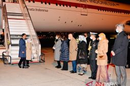 Presiden Joko Widodo dan Ibu Iriana tiba di Brussels untuk KTT ASEAN-UE
