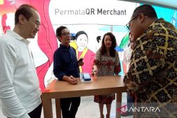 Bank Permata kenalkan mural art kearifan lokal di kantor Surabaya