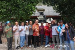 Pemda Bangka Selatan serahkan Alsintan kepada Gapoktan