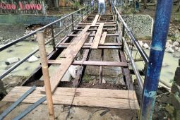 Pemkab Trenggalek perbaiki fasillitas Goa Lowo yang terdampak banjir