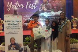 Adaro berbagi kebahagian bagi ratusan anak yatim