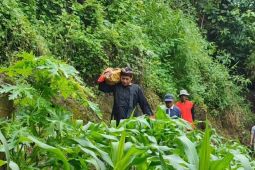Warga adat Ponorogo gelar sedekah bumi jelang musim tanam tiba