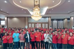 Rudianto Tjen minta kader PDIP turun ke masyarakat