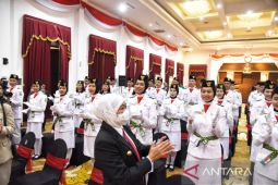 Gubernur Khofifah kukuhkan Duta Pancasila Jatim