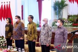 Pj Gubernur Babel menilai penyerahan dana KUR Klaster upaya kembangkan pelaku usaha di Indonesia
