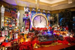 Sambut Natal, JW Marriott Surabaya hadirkan "Joy Factory"