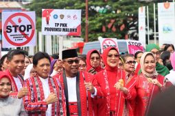 Peringati Hari Ibu, PKK Maluku gelar Parade Berkebaya dan kampanye pencegahan kekerasan