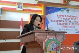 Pemerintah Landak dorong pemdes bentuk forum anak