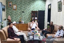 Harun Mustafa dan tuan Bakri kunjungi Ketua DPRD Madina