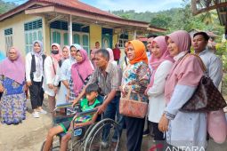 Fahrezi Lubis, penderita tumor ganas dirujuk ke RSUD Adam Malik Medan
