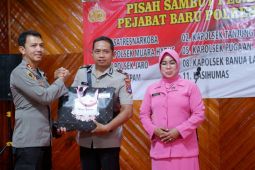 Kapolres Tabalong pimpin sertijab Kapolsek dan pejabat utama