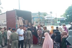 Bulog menyiapkan 30 ton beras premium untuk operasi pasar di Kota Jambi