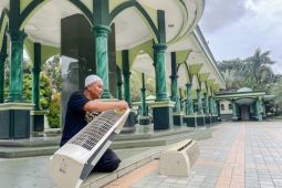Daikin bersihkan AC 65 rumah ibadah di Medan dan Aceh
