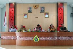 Ketersediaan bahan pokok di Kabupaten Samosir mencukupi jelang Natal