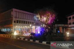 Pemerintah Singkawang hiasi wilayah kota semarakkan Natal 2022