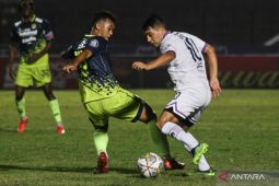 Persib Bandung pinjamkan Abdul Aziz ke Persis Solo