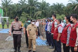 Plt Bupati Palas cek kesiapan petugas gabungan PAM Nataru 2022 - 2023