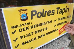 Polres Tapin beri layanan serba gratis di pos Nataru 2023