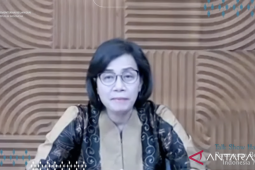 Perempuan berkiprah tanpa hilangkan keperempuanannya