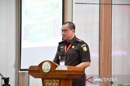 Wakajati Jambi ingatkan para Kejari harus tingkat pelayanan