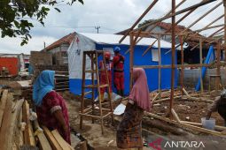 PMI dirikan 150 hunian darurat bagi korban gempa Cianjur