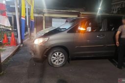 Terlibat tabrak lari di Jatinegara pengemudi diamuk warga